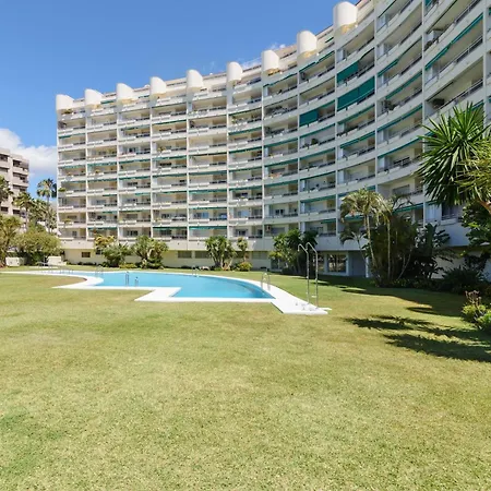 Imperator Sea Views *